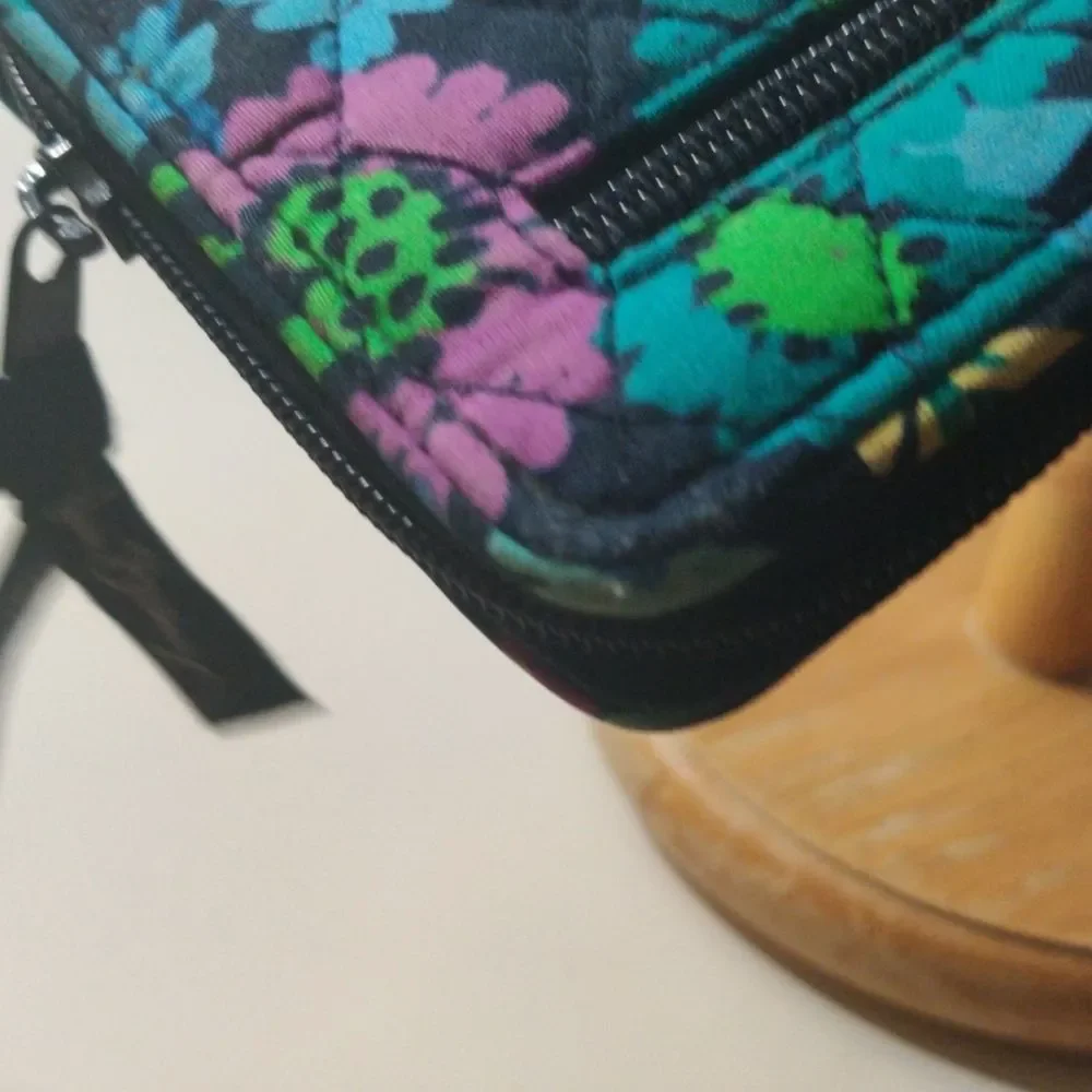 Vera Bradley MidNight Blue and Black Hues Floral Clutch Wallet - Picture 9 of 16